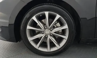 Hyundai Grandeur 2015, 39542 км, за 6830.61 USD