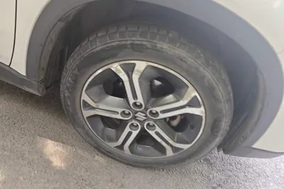 Suzuki Vitara 2016, 110900 км, за 6863 USD