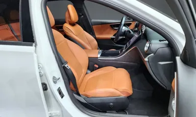 Mercedes-Benz C-Class 2023, 16125 км, за 26158.92 USD - фото 11