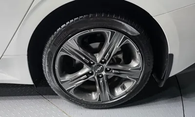 Kia K5 2022, 52405 км, за 18051.73 USD