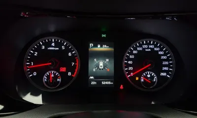 Kia K5 2022, 52405 км, за 18051.73 USD - фото 8