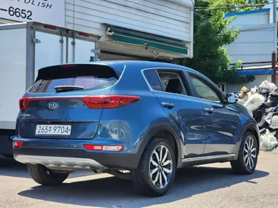 Kia Sportage 2016, 143935 км, за 5185.77 USD