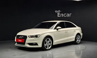 Audi A3 · 2015 год