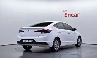 Hyundai Avante 2020, 44118 км, за 9846.4 USD