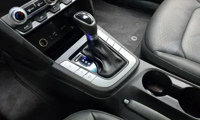 Hyundai Avante 2020, 44118 км, за 9846.4 USD - фото 9