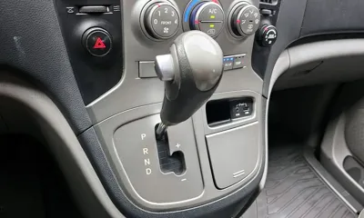 Hyundai Starex 2015, 150503 км, за 5420.42 USD - фото 9