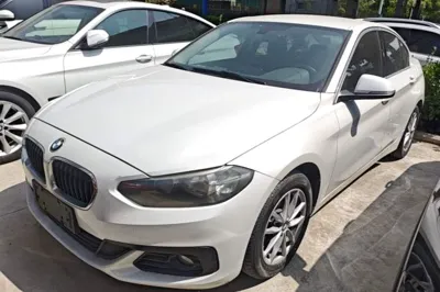 BMW 1 Series · 2017 год