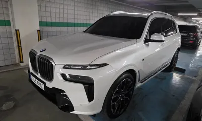 BMW X7 2026, 15000 км, за 98207.96 USD