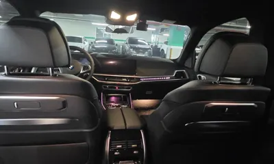 BMW X7 2026, 15000 км, за 98207.96 USD - фото 7