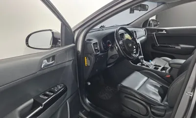 Kia Sportage 2016, 118728 км, за 8060.79 USD - фото 12