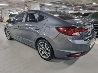 Hyundai Avante 2019, 80000 км, за 8130.62 USD