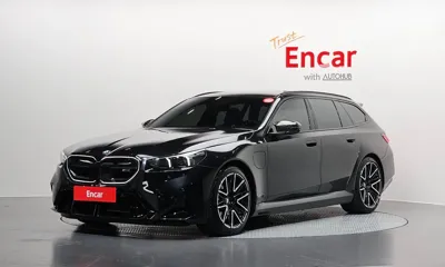 BMW M5 · 2026 год