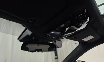 BMW M5 2026, 4057 км, за 132938.91 USD - фото 20