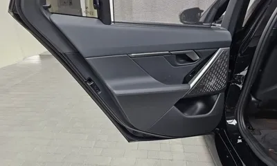 BMW M5 2026, 4057 км, за 132938.91 USD - фото 25