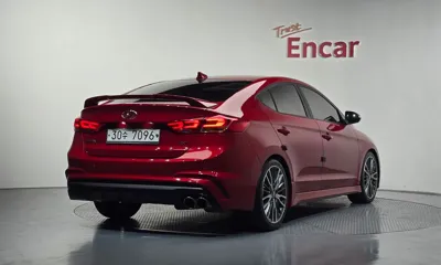 Hyundai Avante 2018, 129270 км, за 7811.47 USD