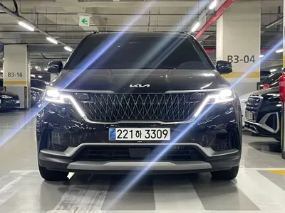 Kia Canival 2023, 42000 км, за 11770.88 USD