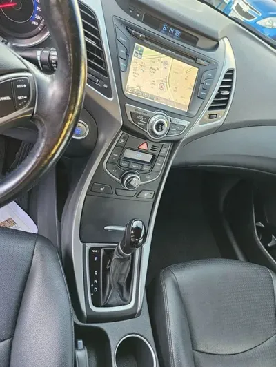 Hyundai Avante 2015, 115200 км, за 4561.08 USD - фото 17