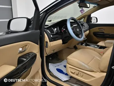 Kia Canival 2015, 96003 км, за 10343.49 USD - фото 11