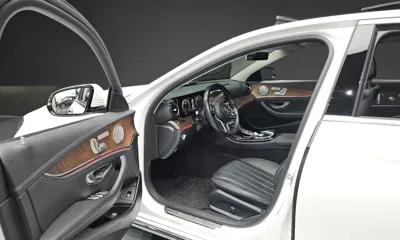 Mercedes-Benz E-Class 2019, 119930 км, за 17120.58 USD - фото 10