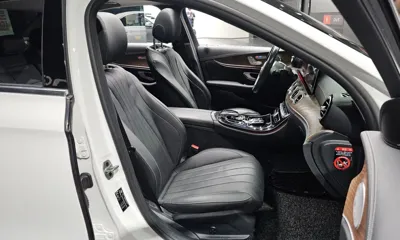 Mercedes-Benz E-Class 2019, 119930 км, за 17120.58 USD - фото 12