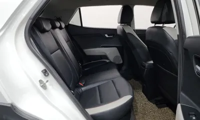 Kia Stonic 2018, 63926 км, за 6830.76 USD - фото 11