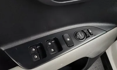 Kia Stonic 2018, 63926 км, за 6830.76 USD - фото 33