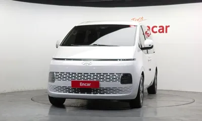 Hyundai Staria 2022, 96146 км, за 17264.01 USD
