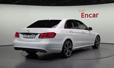 Mercedes-Benz E-Class 2016, 124535 км, за 7894.91 USD