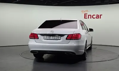 Mercedes-Benz E-Class 2016, 124535 км, за 7894.91 USD