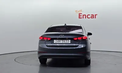 Hyundai Avante 2016, 164433 км, за 3275.57 USD