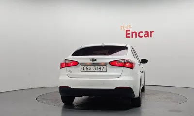 Kia K3 2014, 75059 км, за 4033.31 USD