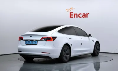 Tesla Model 3 2020, 69663 км, за 19478.84 USD