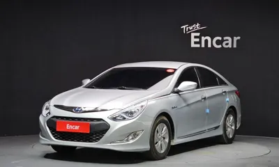 Hyundai Sonata · 2015 год