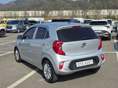 Kia Morning 2017, 128045 км, за 4266.77 USD - фото 8