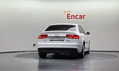 Audi A4 2015, 72185 км, за 5780.34 USD