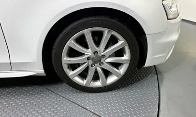 Audi A4 2015, 72185 км, за 5780.34 USD
