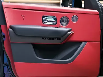 Rolls-Royce Cullinan 2021, 9800 км, за 700104.14 USD - фото 9