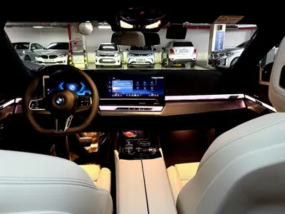 BMW 5-Series 2026, 290 км, за 26560.27 USD - фото 7