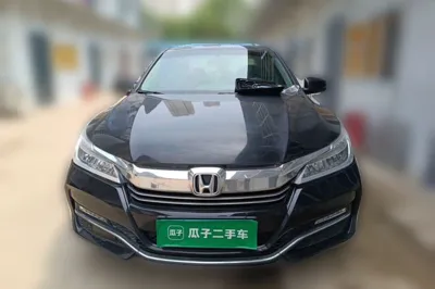 Honda Accord 2016, 118000 км, за 9284 USD