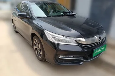 Honda Accord 2016, 118000 км, за 9284 USD