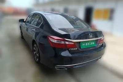 Honda Accord 2016, 118000 км, за 9284 USD
