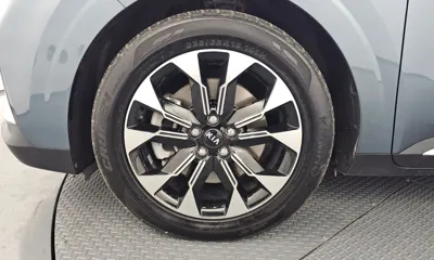 Kia Canival 2021, 125429 км, за 16650.15 USD