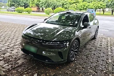 Zeekr 007GT · 2025 год