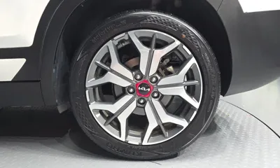 Kia Seltos 2023, 43088 км, за 13586.42 USD