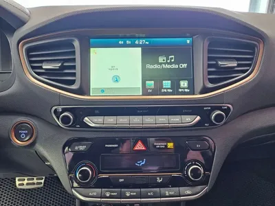 Hyundai Ioniq 2017, 98765 км, за 7144.25 USD - фото 19