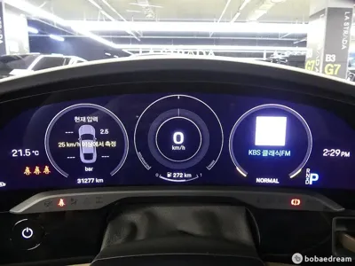 Porsche Taycan 2023, 31000 км, за 64986.22 USD
