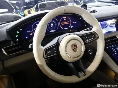 Porsche Taycan 2023, 31000 км, за 64986.22 USD - фото 10