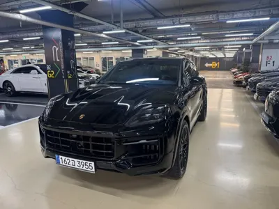 Porsche Cayenne · 2024 год