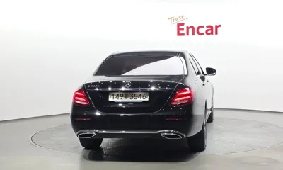 Mercedes-Benz E-Class 2020, 25318 км, за 328.21 USD