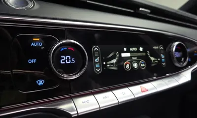 Genesis GV70 2023, 26409 км, за 31333.28 USD - фото 31